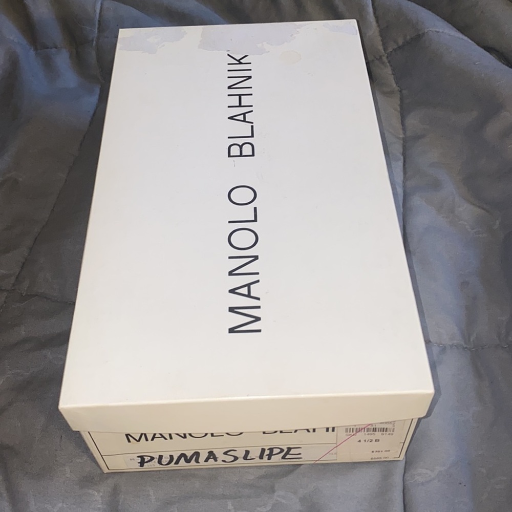 Manolo Blahnik black heels size 4.5 from Nieman Marcus - Picture 6 of 8